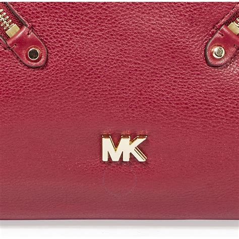 maroon michael kors purse with snap in front|Amazon.com: Michael Kors Handbags With Snap Closure.